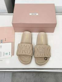 Picture of Miumiu Slippers _SKUMiuMiusz35-40QM0501230